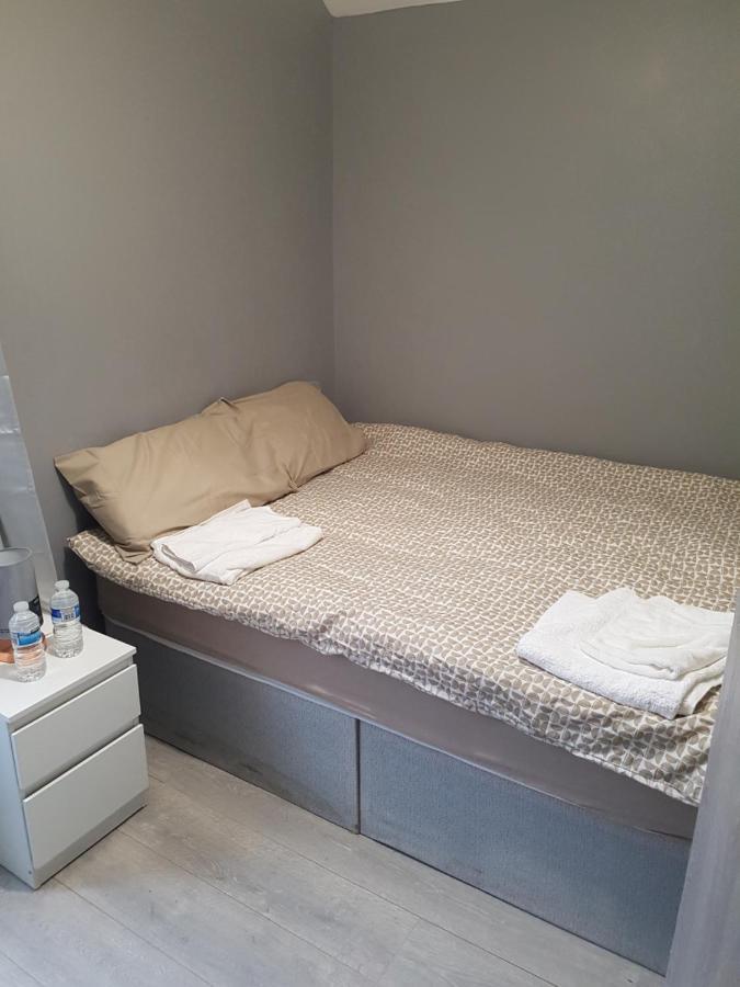Atlas Road Guest House Cardiff Bagian luar foto
